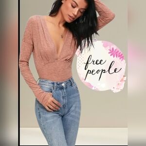 FREE PEOPLE WTF Maven Caramel Dream Long Sleeve V-neck Fitted Crop Top Size SM